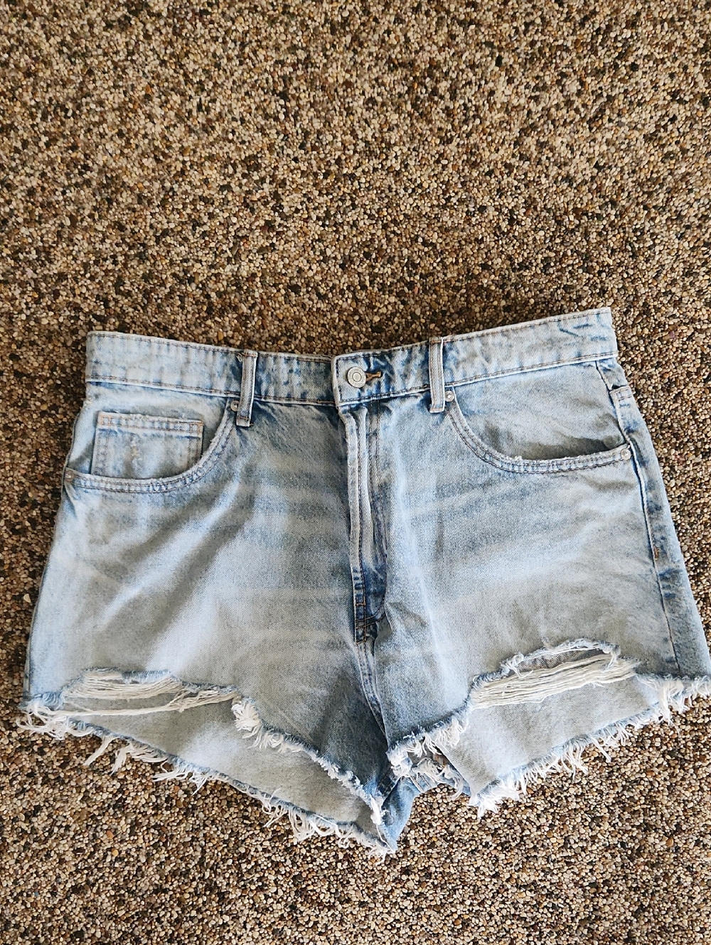 Zara Light Blue Frayed Hem Women's Denim Shorts